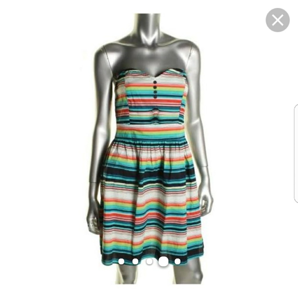 Strapless stripes dress